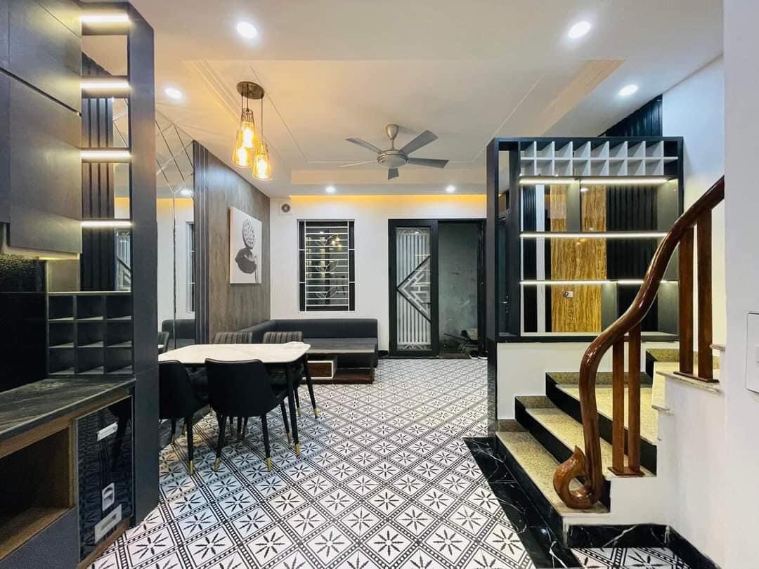 Bán Nhanh Nhà Phố Vũ Trọng Phụng - Diện Tích 30m2 x 5 Tầng - Mới Đẹp, Gần Ngã Tư Sở.