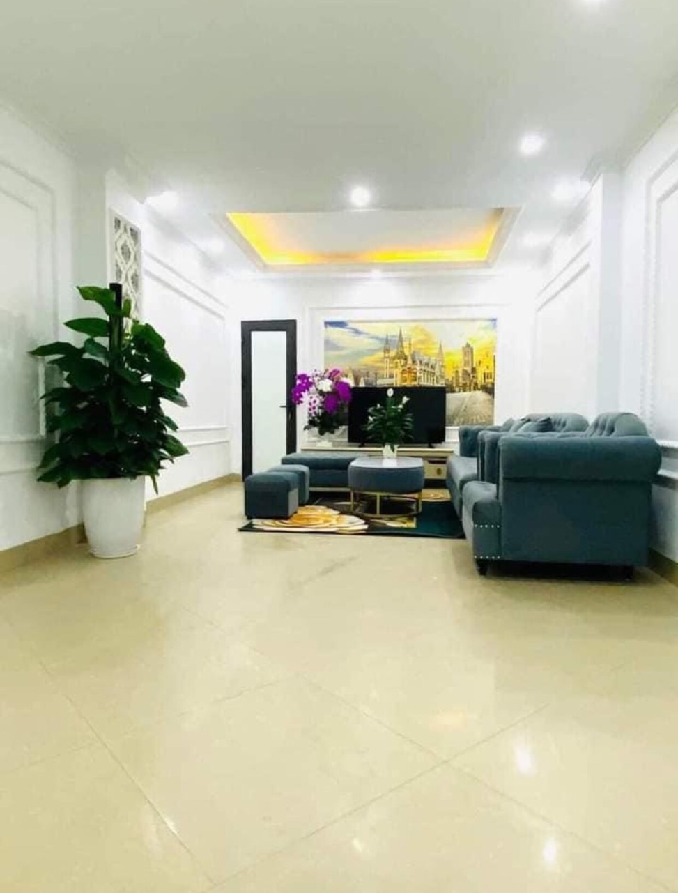 Diện Tích Rộng, Giá Rẻ, Ở Luôn, Chỉ 4.98 Tỷ, Phố Khương Trung, Q. Thanh Xuân.