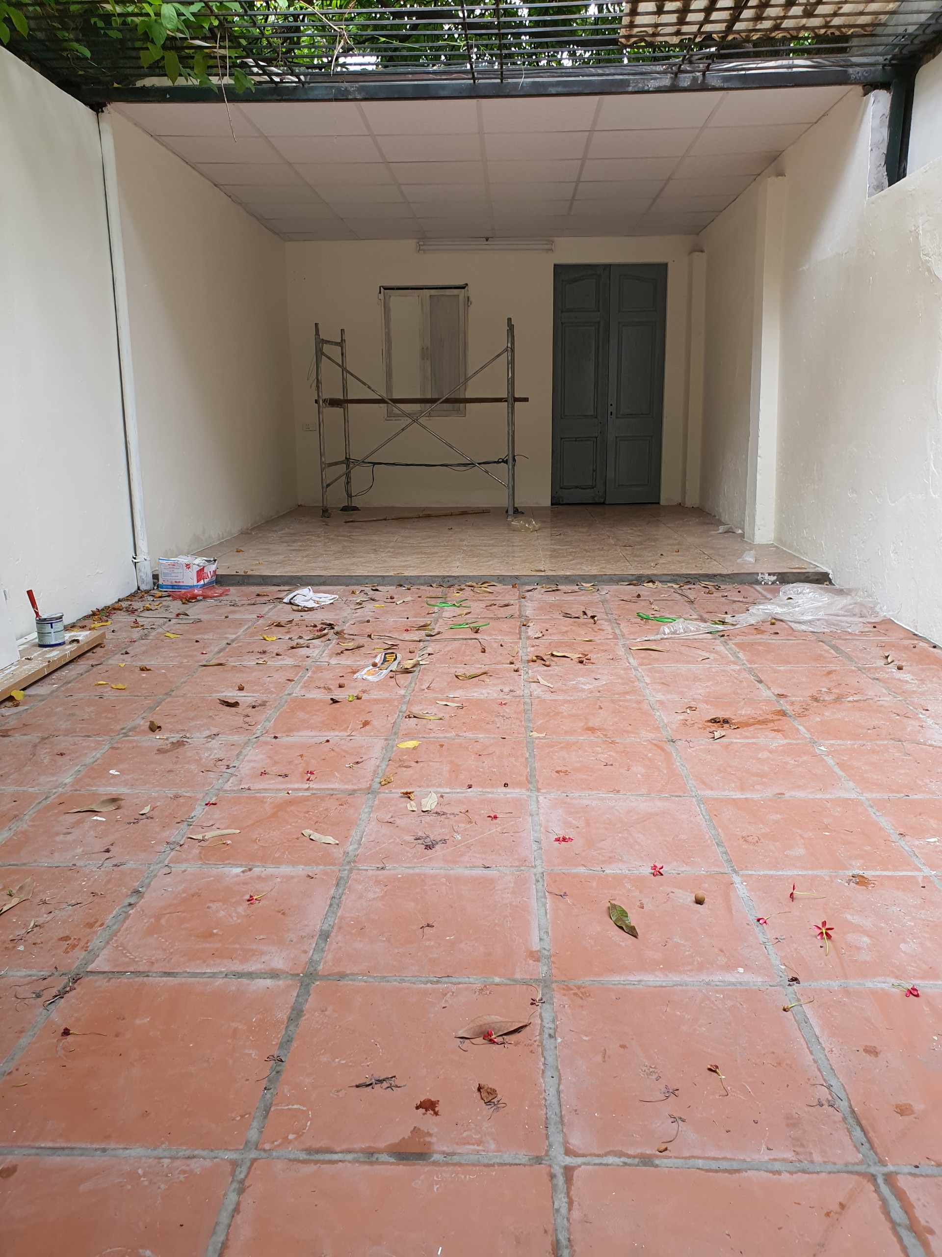 Cho thuê nhà Văn Cao 80m Ô tô vào nhà