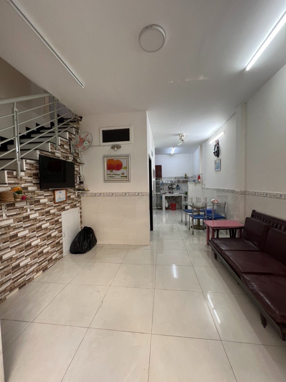 Bán nhà ngang gần 5m Gò Dầu quận Tân Phú 4,6 x 9 -2T chỉ 3,8 tỷ TL.