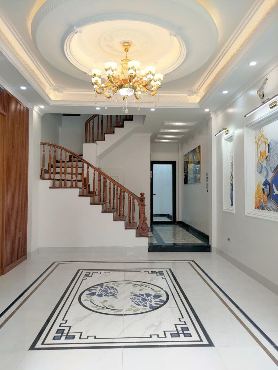 Bán nhà đẹp thang máy, gara ô tô Đức Giang, gần khu Bình Minh Garden, 55m, hơn 7 tỷ..