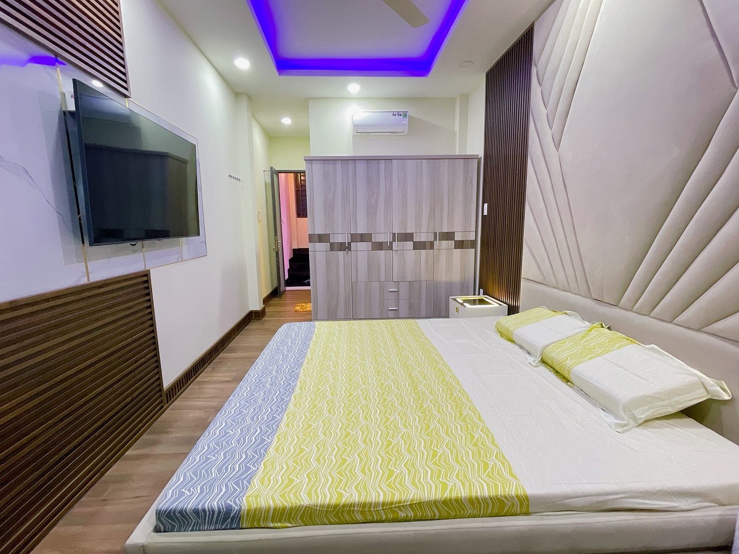 Bán nhà 4 tầng, tặng nội thất xịn, 28m2 SHR, Âu Cơ, Quận 11, 3.98 tỷ TL.