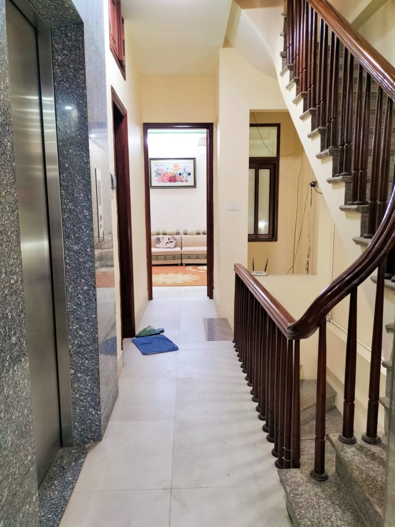 BÁN NHÀ HÀM NGHI NAM TỪ LIÊM 70M2 6 TẦNG THANG MÁY GIÁ 13 TỶ.