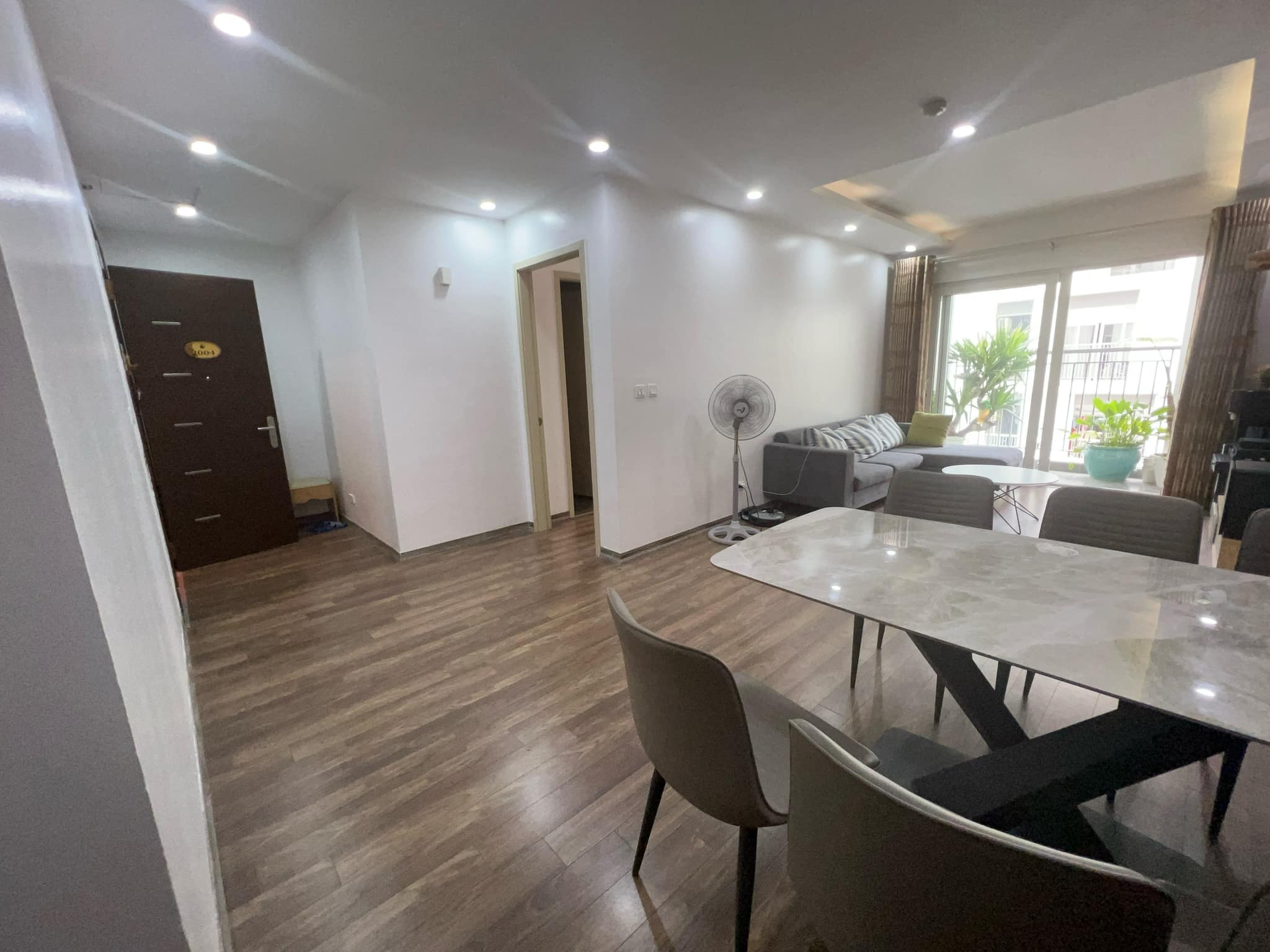 Chính chủ bán gấp căn hộ N02-T3 Ngoại Giao Đoàn 94m2 3PN 2WC nhà đẹp view thoáng Giá 5 tỷ.