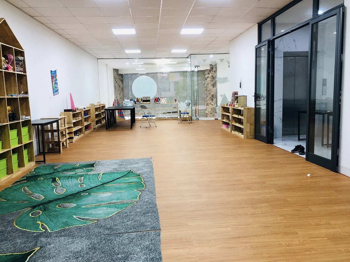 Bán nhà mặt phố Nguyễn Văn Cừ - Long Biên 190m2 xây 7 tầng thang máy cho thuê 150tr/tháng.