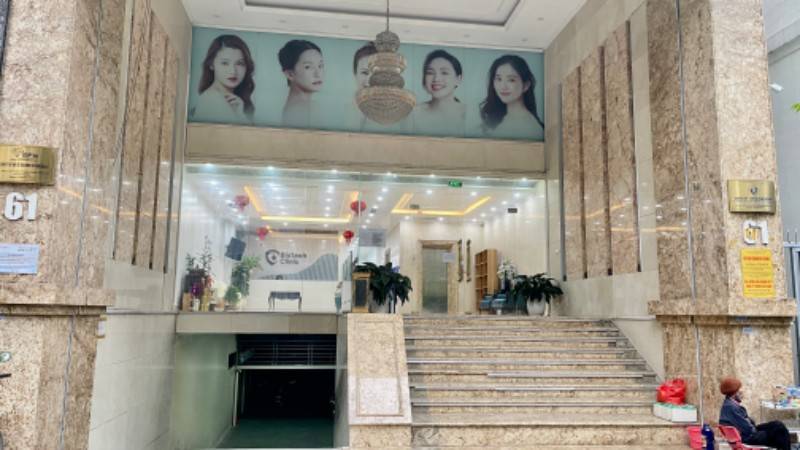 Gia chủ cần bán nhanh nhà mặt phố Ngô Thì Nhậm, mặt tiền khủng 12m