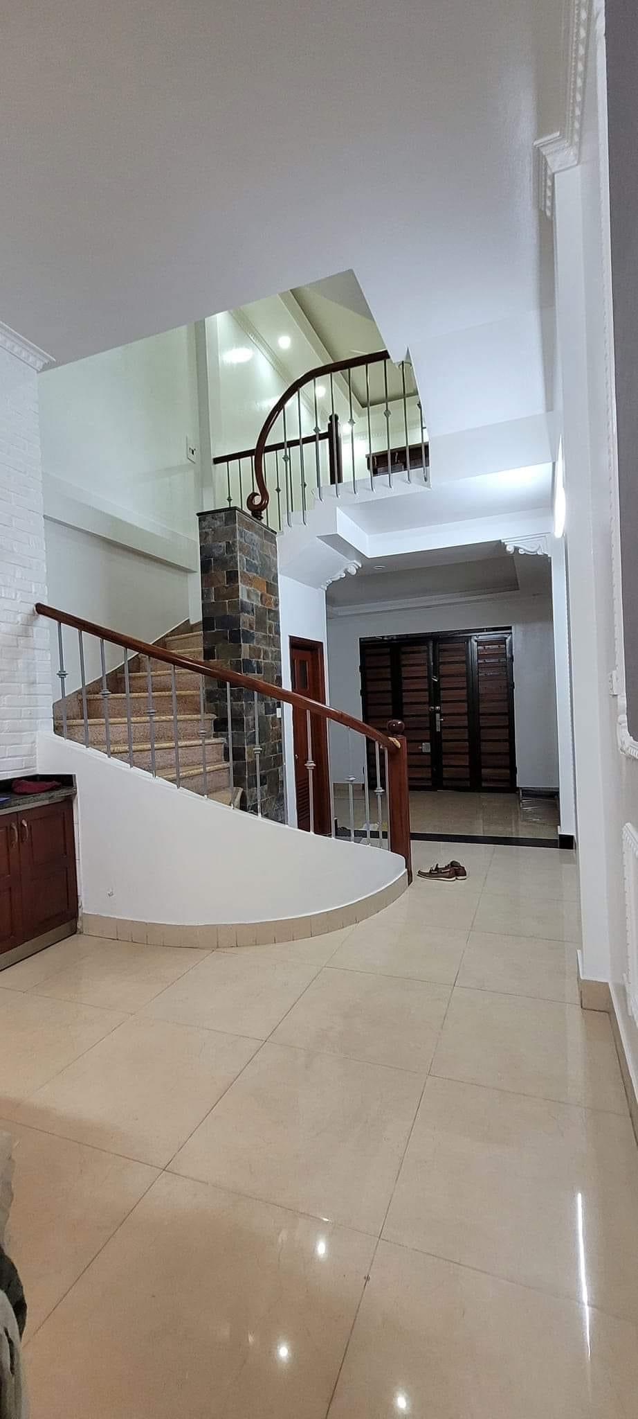 BÁN NHÀ 203 KIM NGƯU QUẬN HAI BÀ TRƯNG - 35M 5 TẦNG MT 3.5M - NHỈNH 4 TỶ NGÕ THÔNG GẦN OTO NHÀ MỚI ĐẸP 4 NGỦ Ở SƯỚNG.