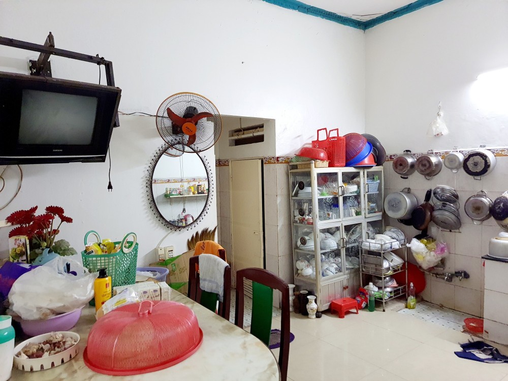 Bán nhà Âu Cơ Tân Bình – 42m2, nở hậu rất đẹp, giá rẻ.