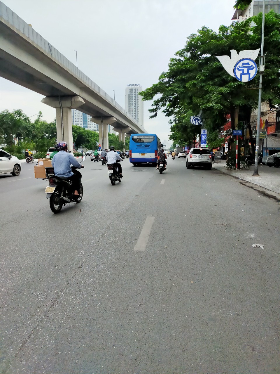 Bán gấp nhà 5 tầng mặt phố Quang Trung, 95m², MT4m, kinh doanh sầm uất, chỉ 19.5 tỷ