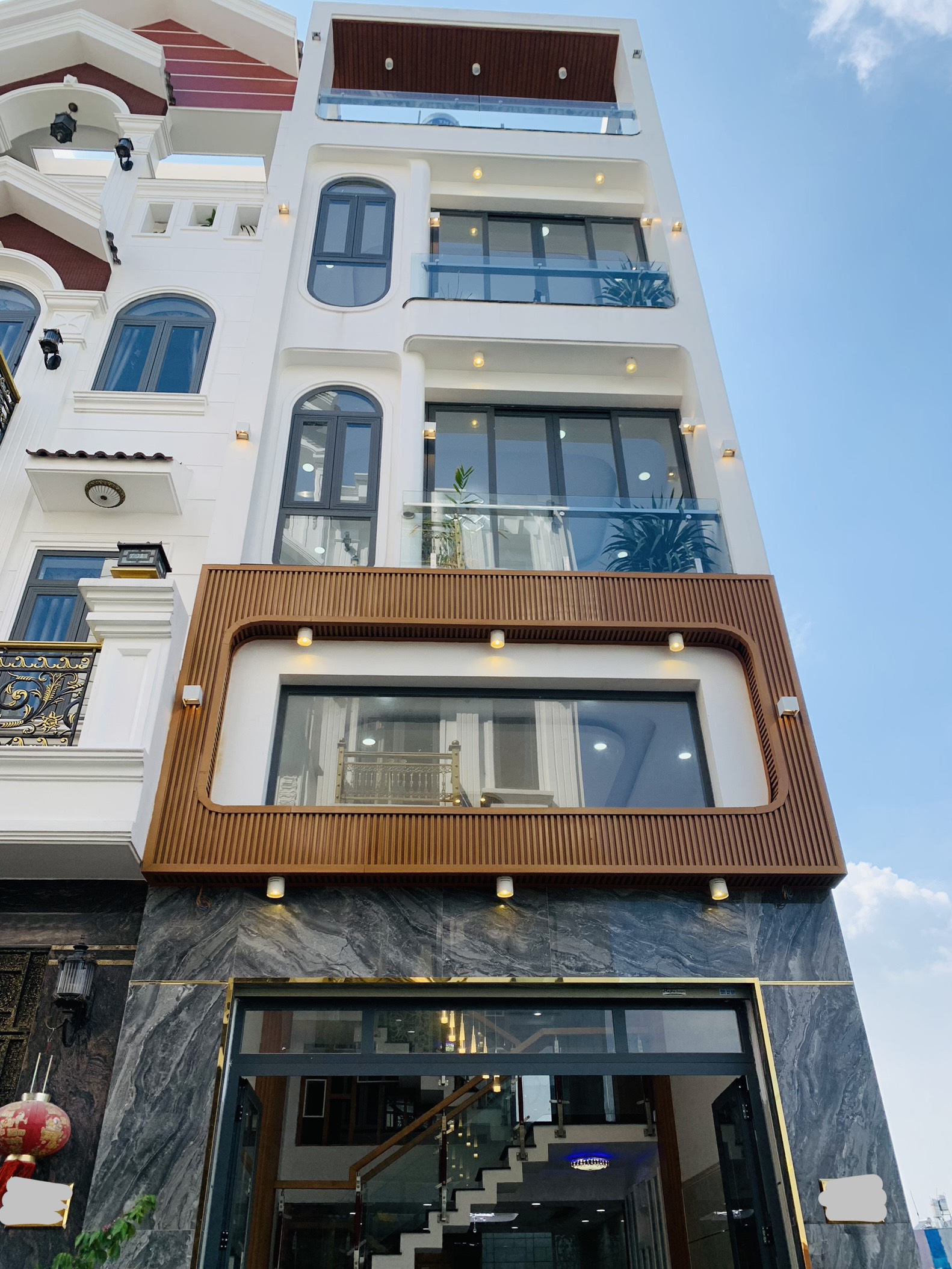 Bán Nhà 5 Tầng Mới Xây Ngay Chợ Bình Thành 184m2 sàn Giá Tốt 5.2 Tỷ