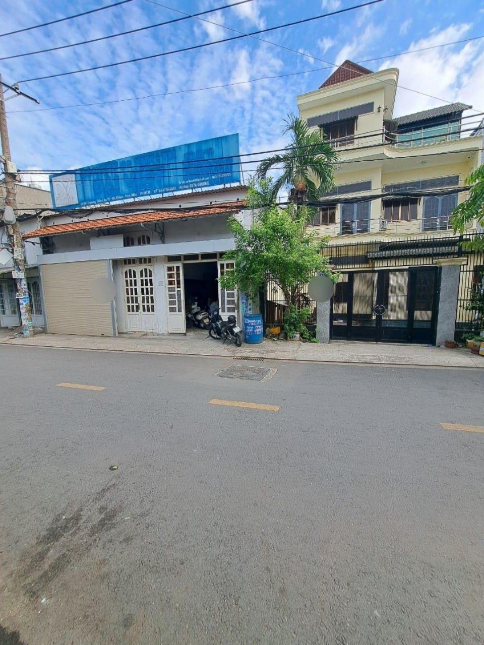 Chỉ 6 tỷ nhà Mt nhựa, ngang 9m Bà Điểm, kề Khu Cn Vĩnh Lộc