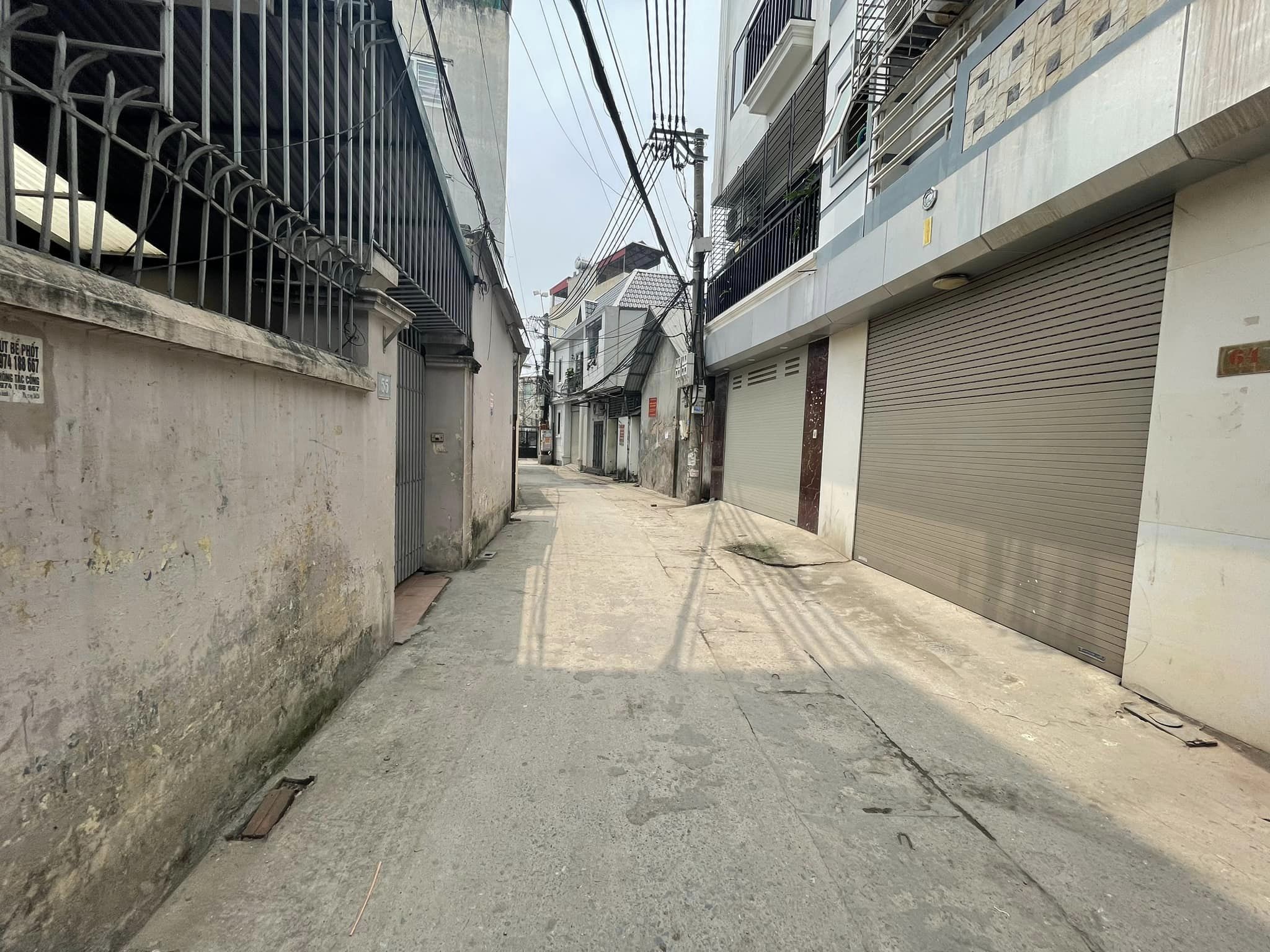 Bán Đất Tặng Nhà Trần Cung gần 50m2 – Mặt Tiền 5,2m – Chỉ hơn 3 tỷ