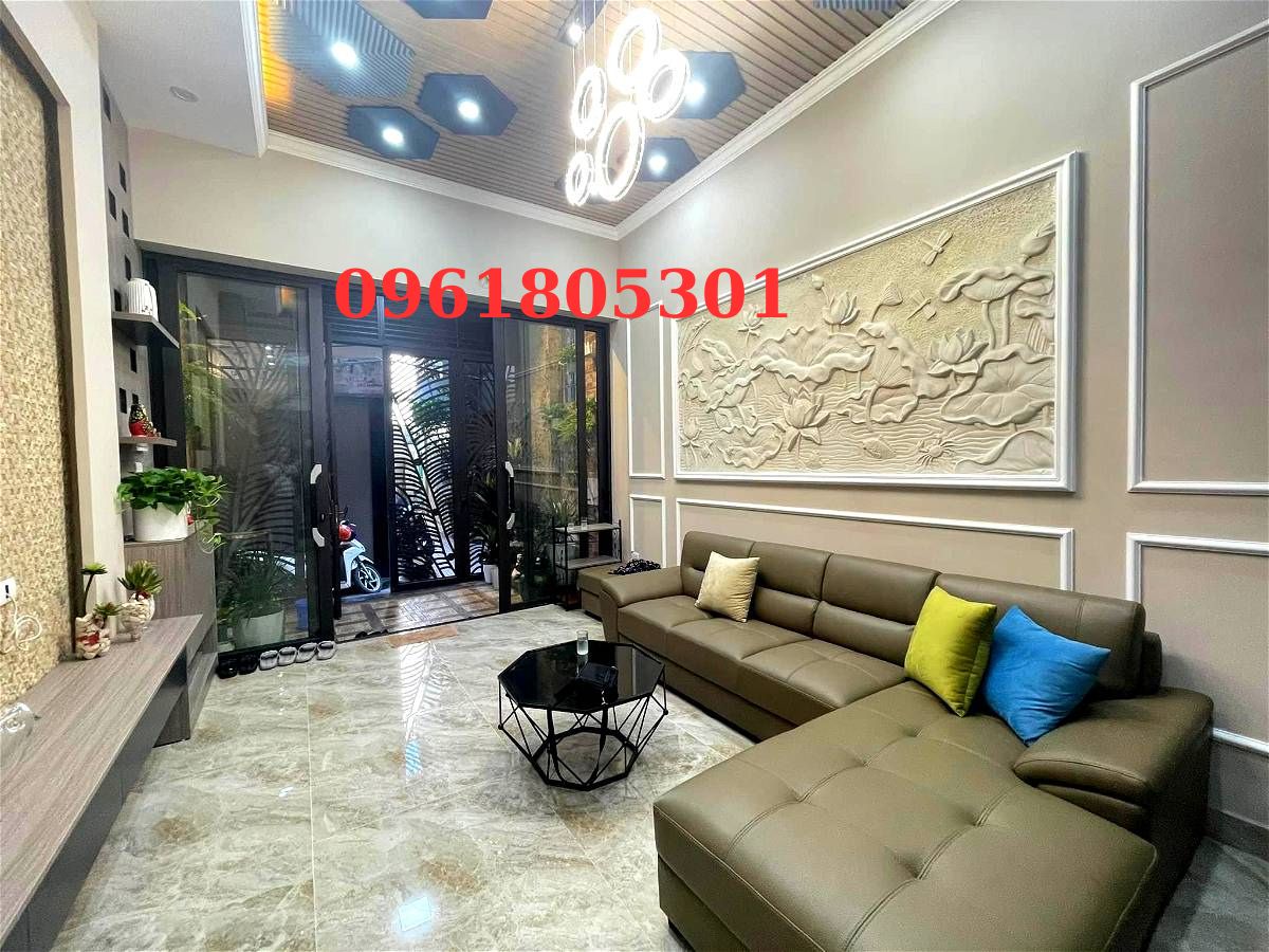 Bán nhà mặt phố Hoàng Như Tiếp 55m2, 4 tầng nhỉnh nhẹ 7 tỷ Long Biên Hà Nội..