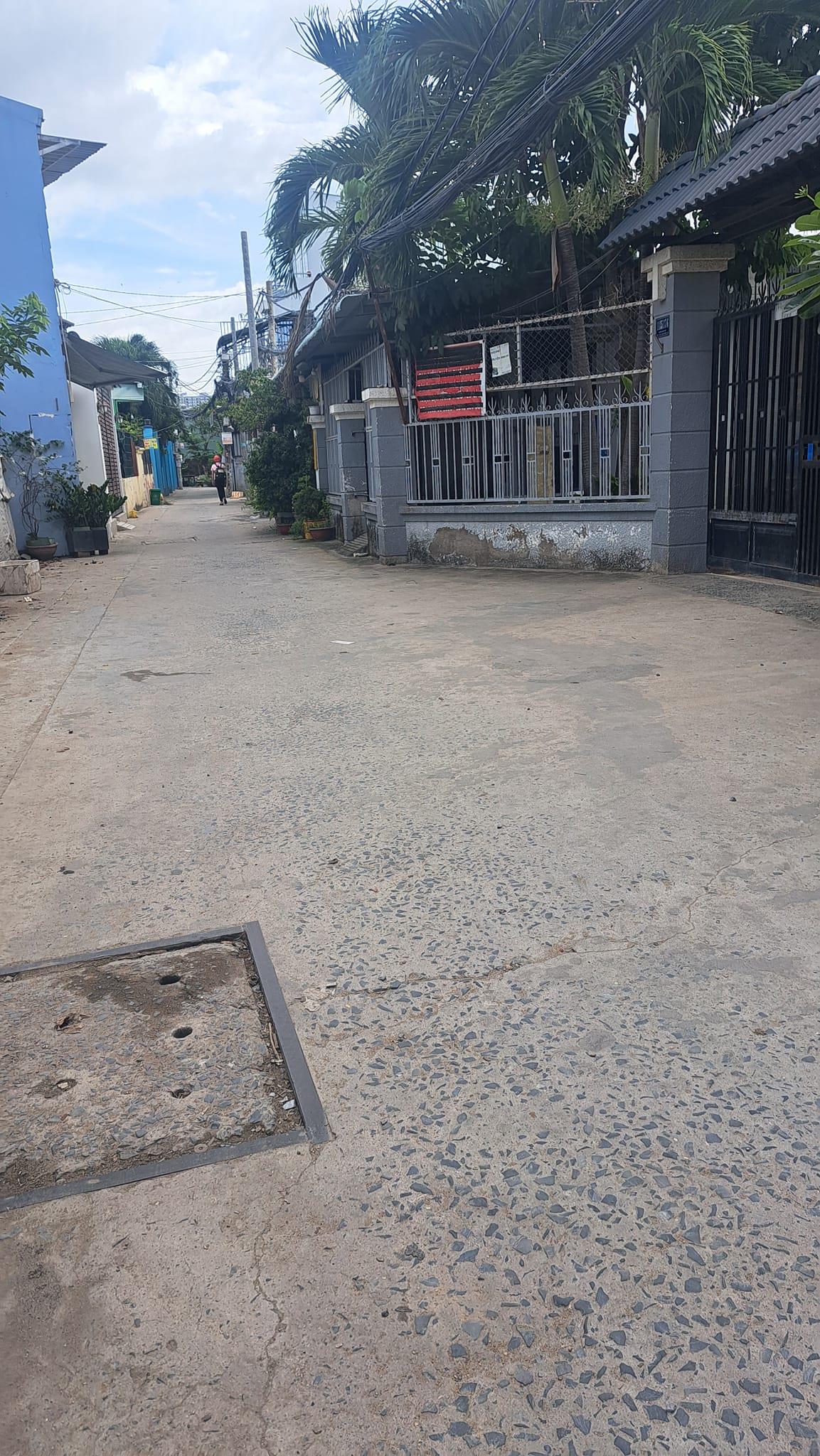 NHÀ 3 TẦNG - HXH - 4.6 X 13M - P.PHÚ THUẬN - Q.7 - GIÁ CHỈ 5 TỶ.