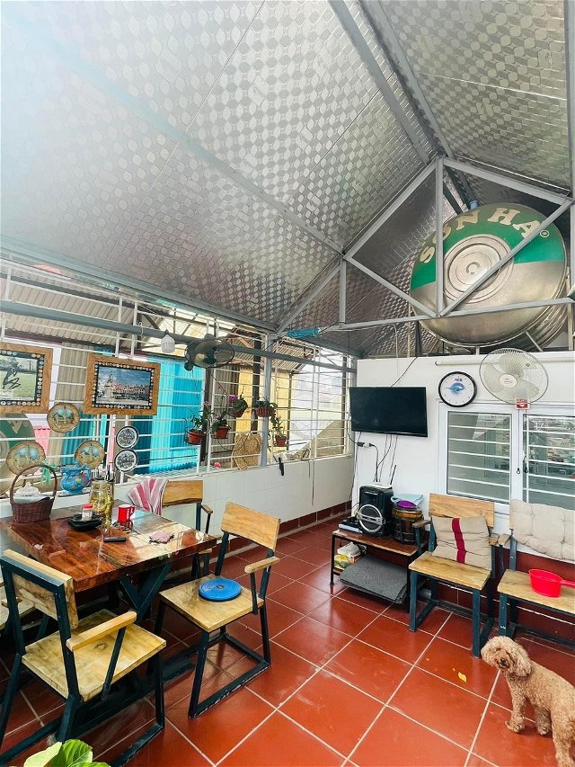 Bán nhà Lạc Long Quân Tây Hồ gần 45m2 giá nhỉnh 6 tỷ.