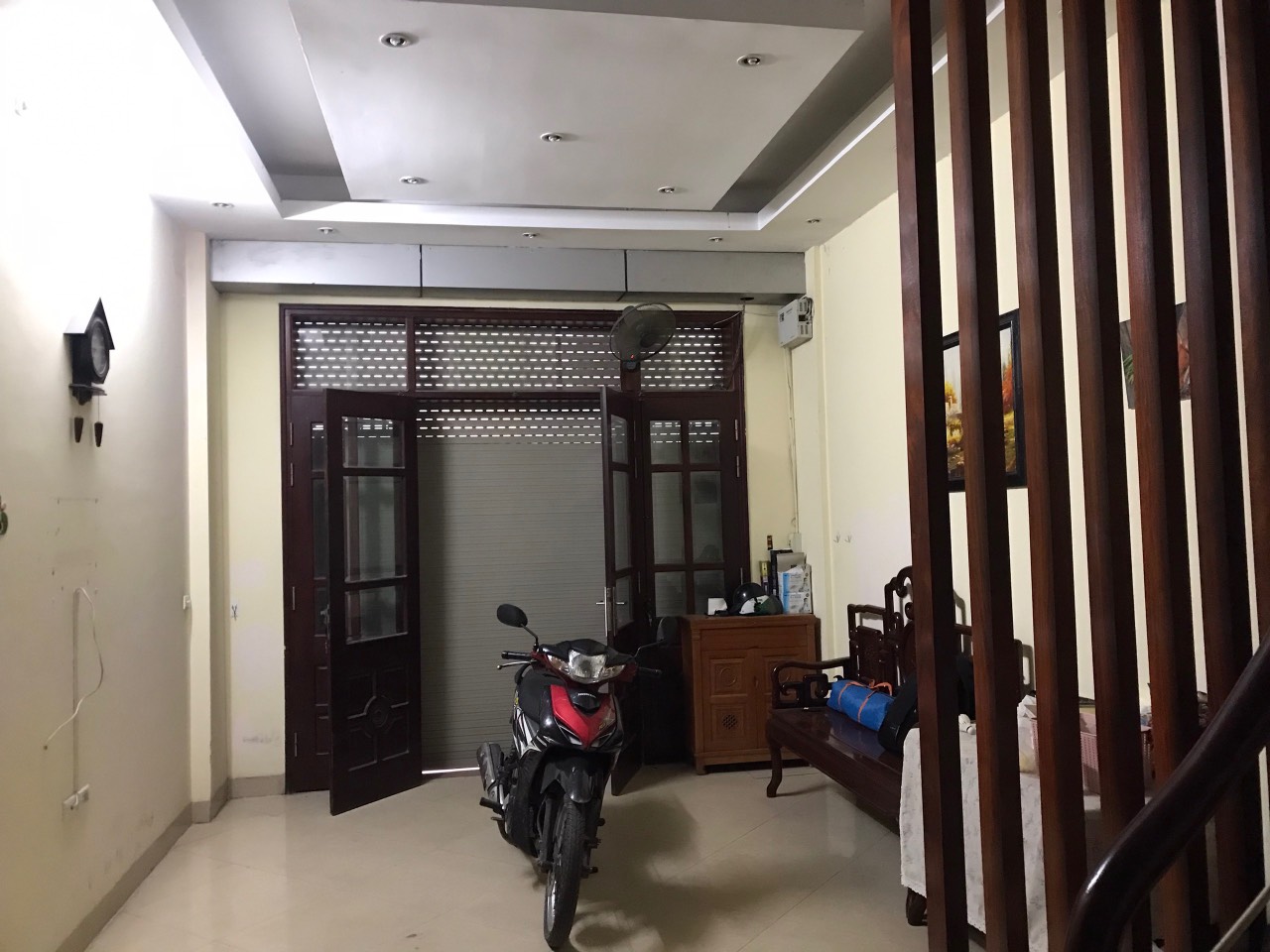 CHO THUÊ NHÀ MẶT NGÕ ÂU CƠ TÂY HỒ 40m2 x 5T 3 ngủ 4WC.