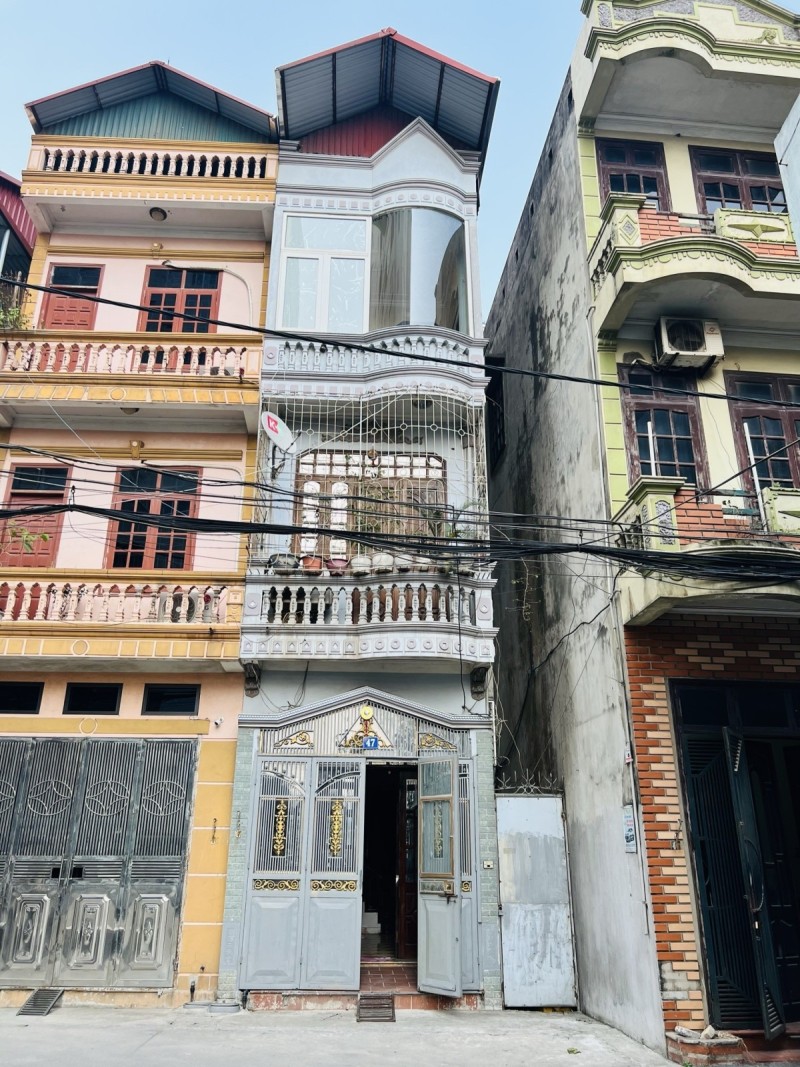 NHÀ ĐẸP NGỌC THỤY -3 THOÁNG, OTO TRÁNH THÔNG CÁC HƯỚNG, KINH DOANH TIỆN LỢI – DÂN TRÍ CAO.