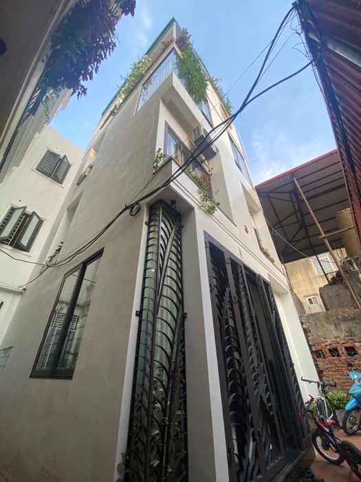 Bán nhà NGUYỄN VĂN LINH 40m, 4 tầng, giá 3,3 tỷ, LÔ GÓC, thoáng sáng.