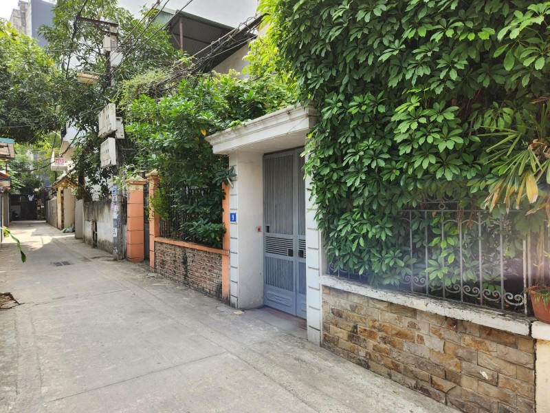 NHÀ 4 TẦNG NGỌC THỤY - Ô TÔ ĐỖ CỬA - 3 THOÁNG NHÀ ĐẸP - SÁT PHỐ.