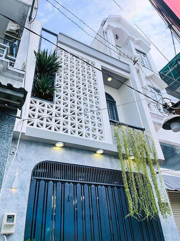 Bán Nhà Phạm Văn Chiêu Mới Đẹp 3 Phòng Ngủ Hẻm Xe Hơi 5 Tỷ.