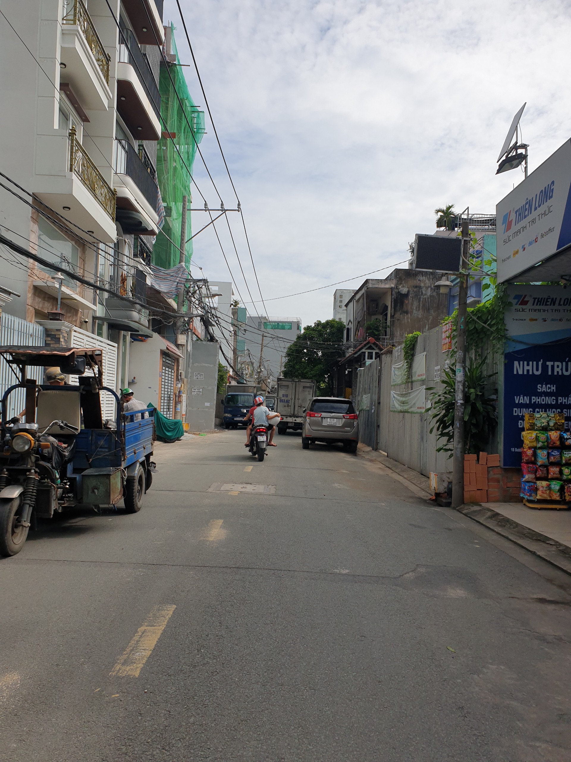 NHÀ MẶT TIỀN 4 XÃ - GẦN CHỢ BÌNH LONG - 51m2 - 2 TẦNG - NHỈNH 4 TỶ