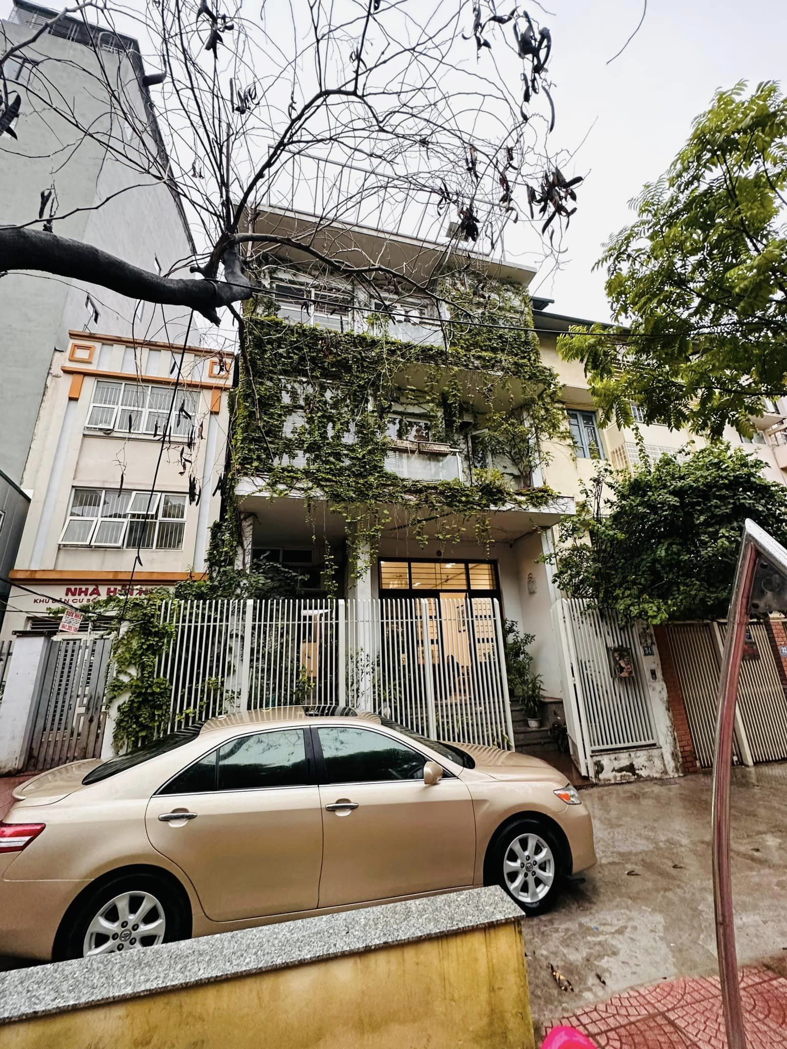 Bán biệt thự ngõ 194 Giải Phóng phân lô ô tô đua trước sau 152m2 5 tầng mặt tiền 8m giá 23 tỷ