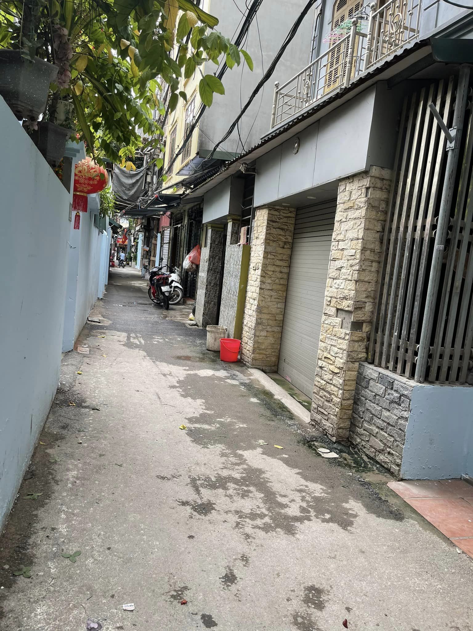 Bán Đất Cổ Nhuế 52m2 – 3 gác ra vào – Chỉ 55tr/m2