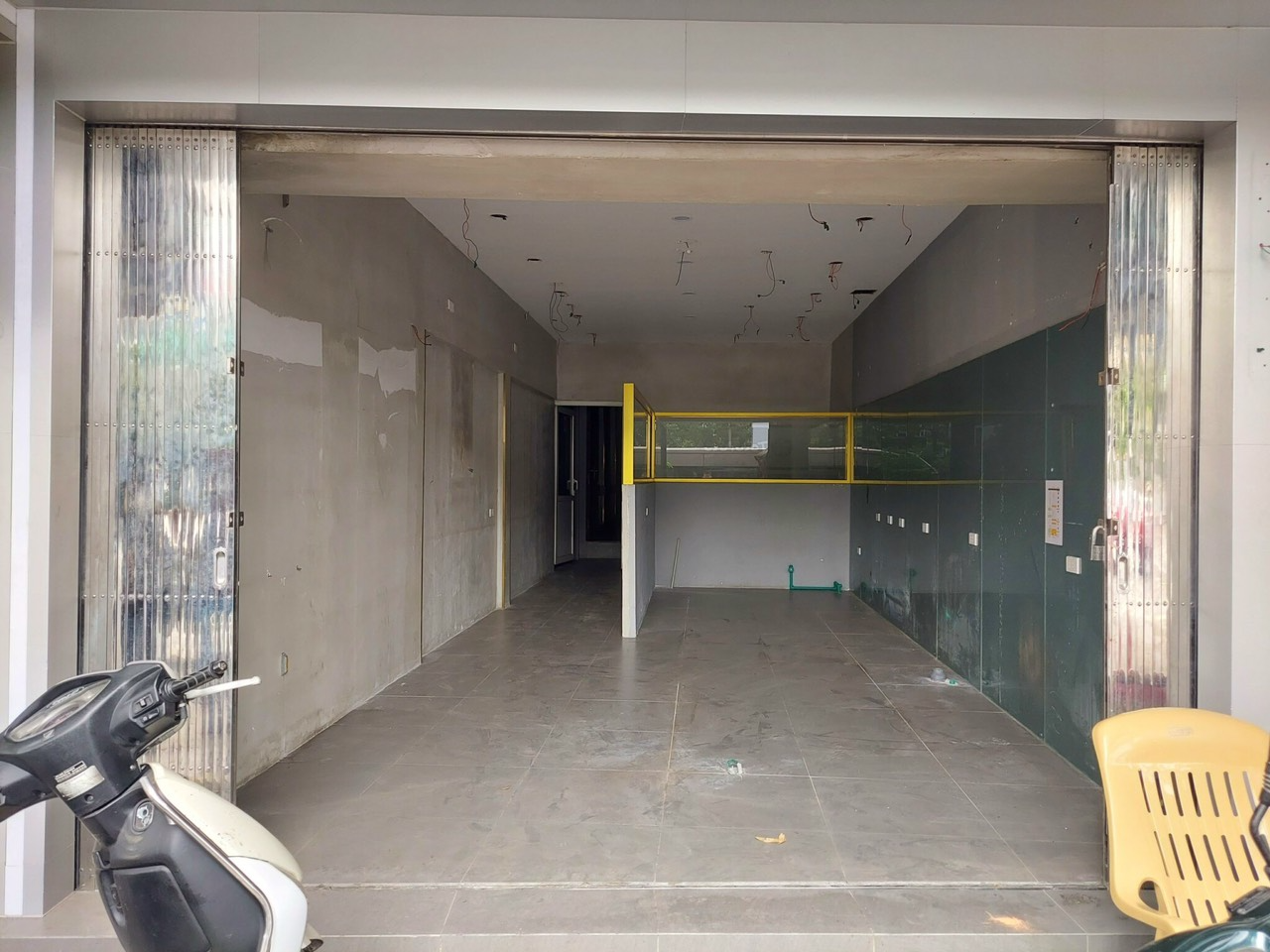 Cho thuê cửa hàng mặt phố Trần Nhật Duật 45m2 – MT 4.5m - 17tr/tháng.