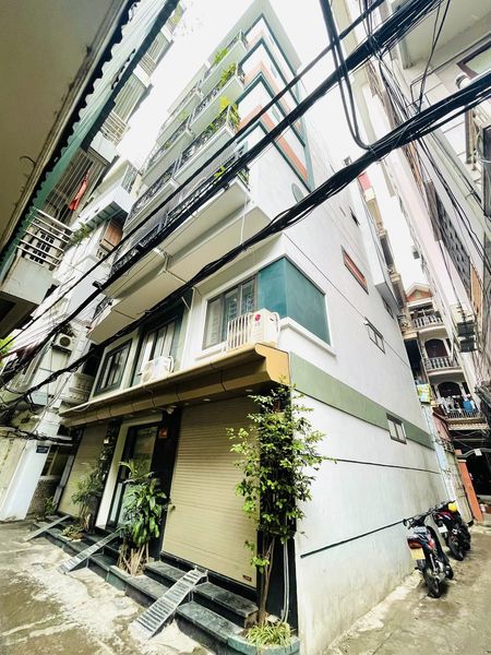 MẶT NGÕ THÔNG KINH DOANH BUÔN BÁN ÔTÔ ĐẬU CỬA - LÔ GÓC 2 MẶT THOÁNG GẦN PHỐ - DT: 45M2 6 TẦNG MT:3.8M TỔNG 5 PHÒNG NGỦ