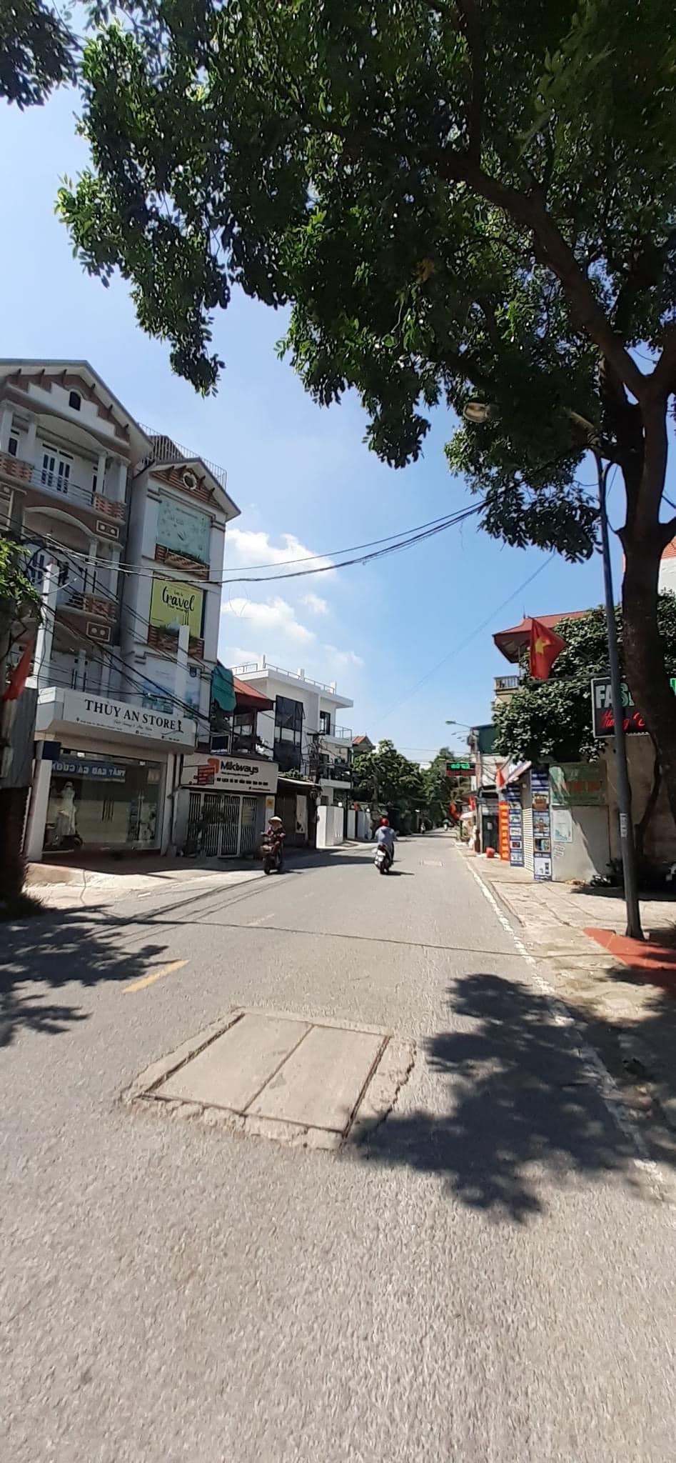 HƠN 80m CÁCH #CẦU_NHẬT_TÂN_200m GẦN #INTRACOM Ô TÔ PHI VÀO TẬN ĐẤT.