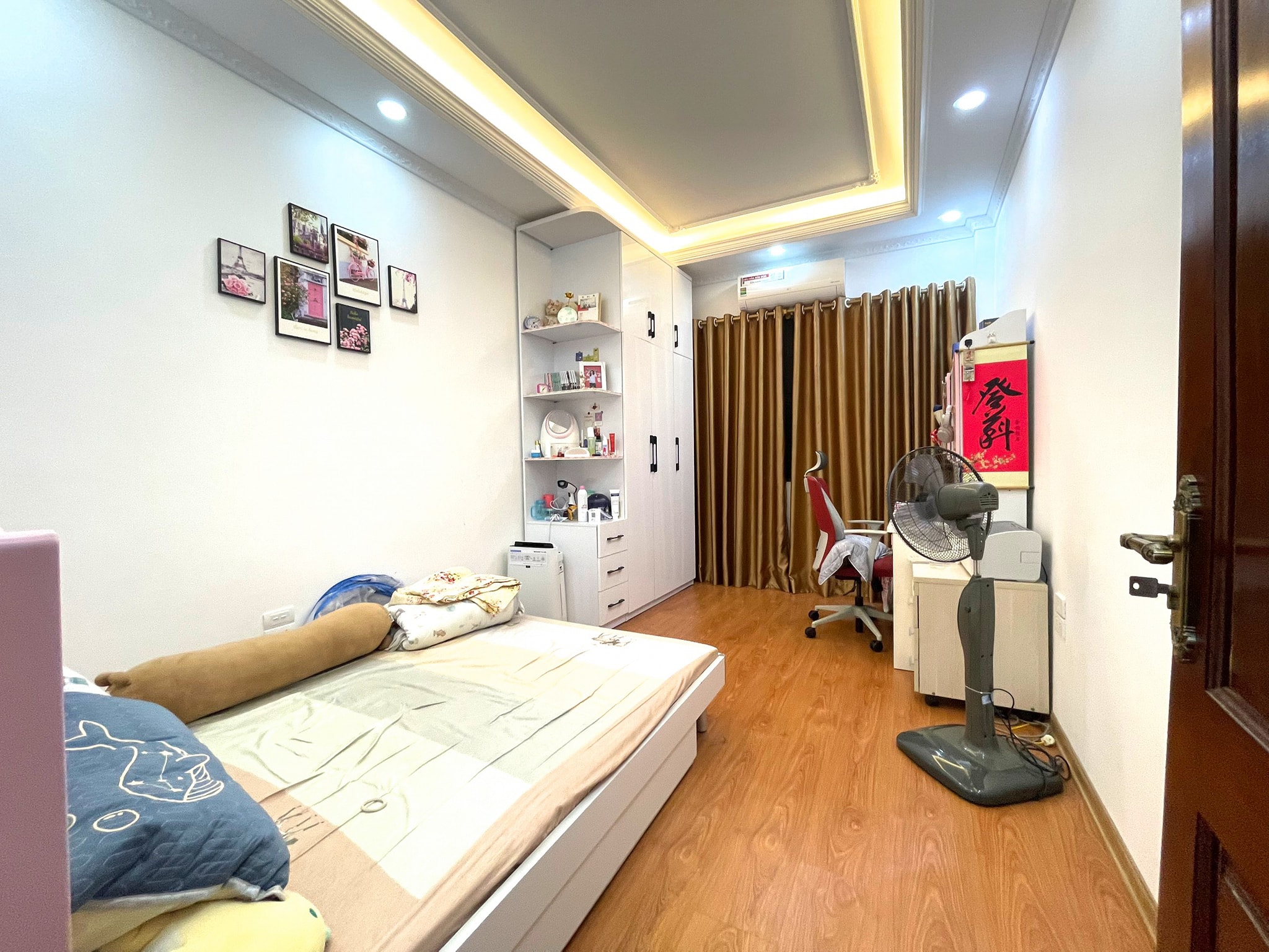 Bán nhà phố Tư Đình, Gần phố, Full nội thất, 35 m2, 5T, chỉ 3,25 tỷ.