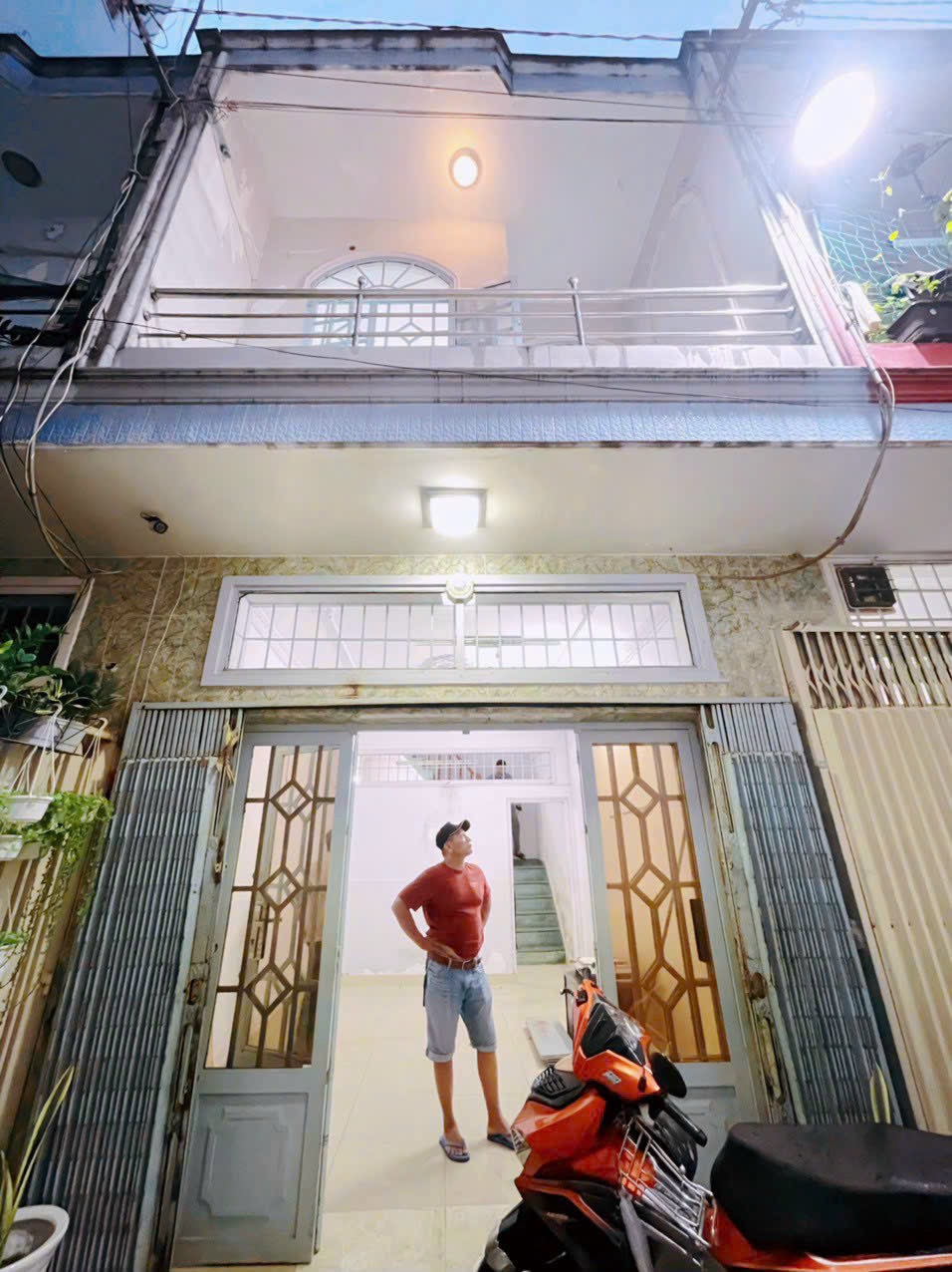 Bán nhà hẻm xe hơi đường Tân Sơn Nhì,DT:4x11m đúc 1 lầu giá 5 tỷ