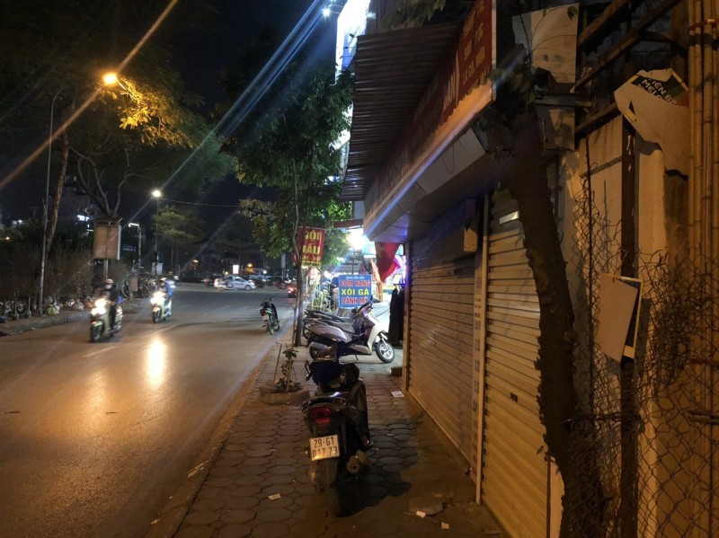 Bán nhà phố Giáp Nhất 57m2*5 tầng*MT6m, mặt ngõ kinh doanh, cách phố 10m - 5 tỷ.