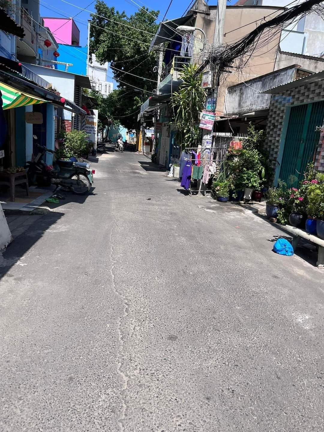 BÁN NHÀ TÂN HÒA ĐÔNG - QUẬN 6, HẺM THÔNG 5M , VỊ TRÍ CỰC ĐẸP - 80M2 - 3 TẦNG - CHỈ 5,2 TỶ.