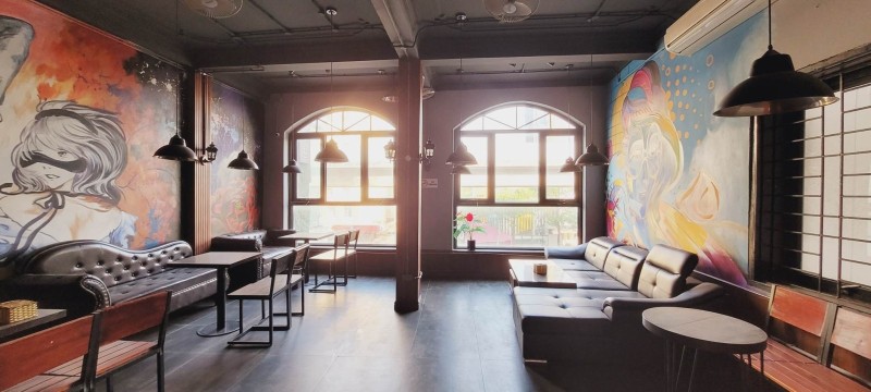 Bán nhà siêu đẹp mặt phố Trần Phú 72m2*5T*MT7m – Lô góc – Vỉa hè rộng – Thông sàn – 28 tỷ.