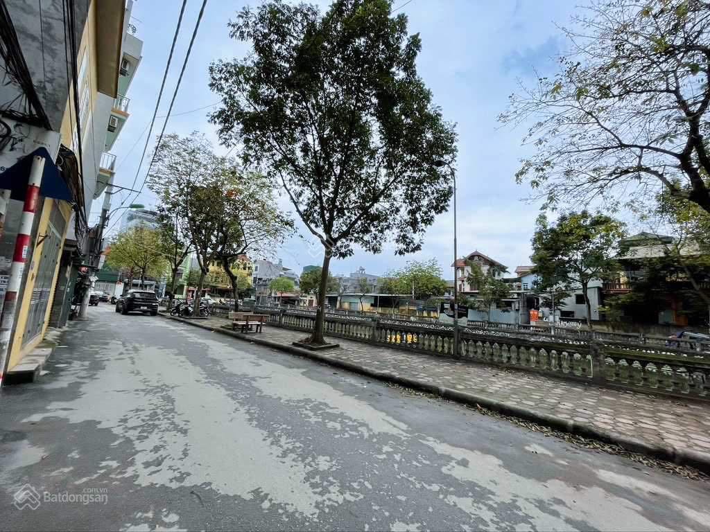 NHÀ ĐẸP Ở LUÔN HỮU HƯNG 45M2 X 5T 30M Ô TÔ TRÁNH Ở ĐỈNH 3.9 TỶ.