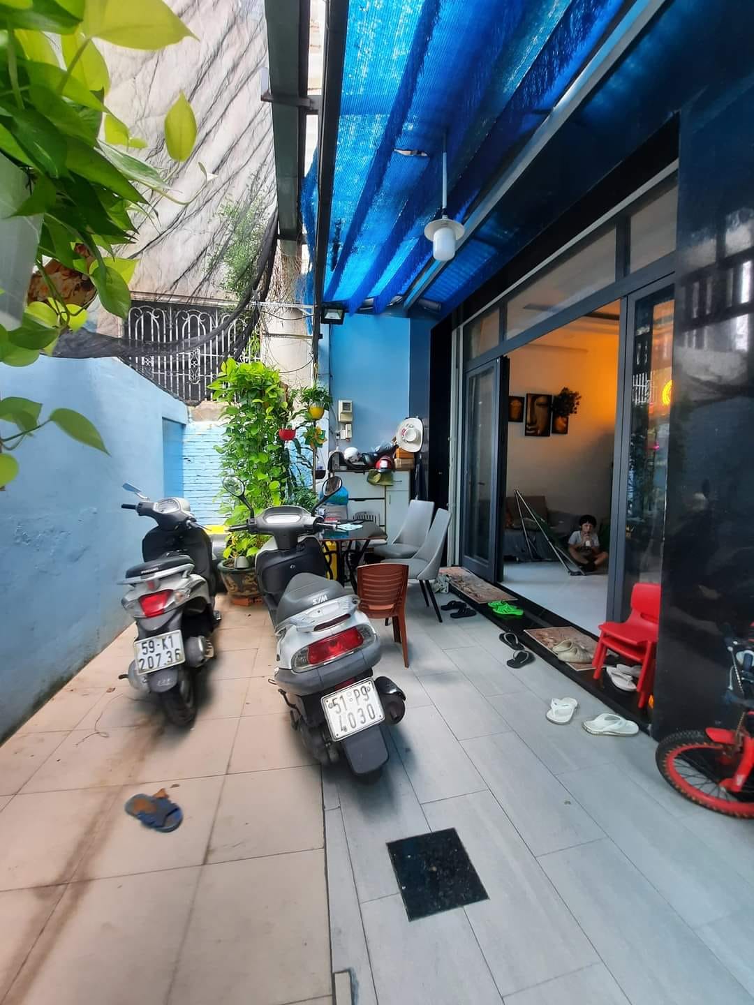 SIÊU PHẨM BÌNH TÂN - 81M2 NGANG 7M CỰC HIẾM- 4 TẦNG HOÀN CÔNG ĐỦ - CHỈ NHỈNH 4 TỶ.