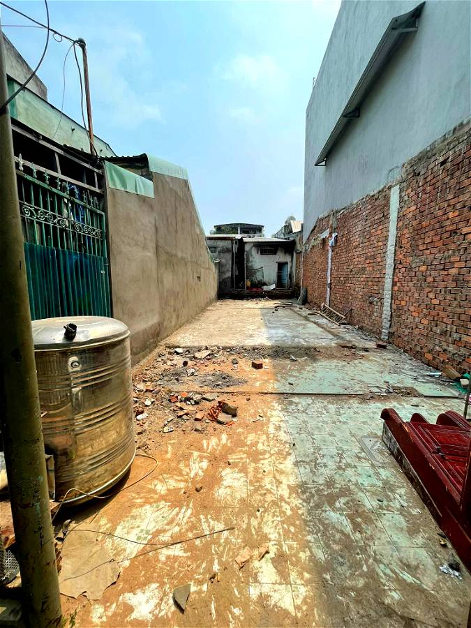 Sụt hầm, bán lô đất cực đẹp ngay trung tâm Hải Châu, Đà Nẵng, DT lớn: 90m2, MT 5m, Giá chỉ: 3 tỷ.