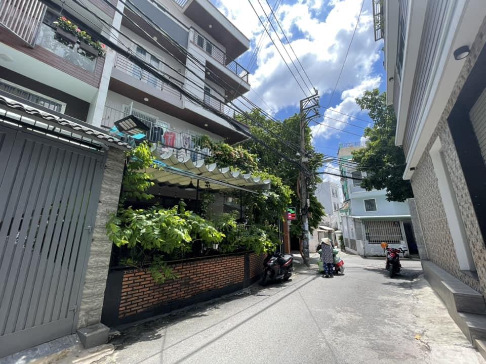 Nhỉnh 10 tỷ, nhà 2mt Bình Thạnh, 6x12m xây 3 tầng.