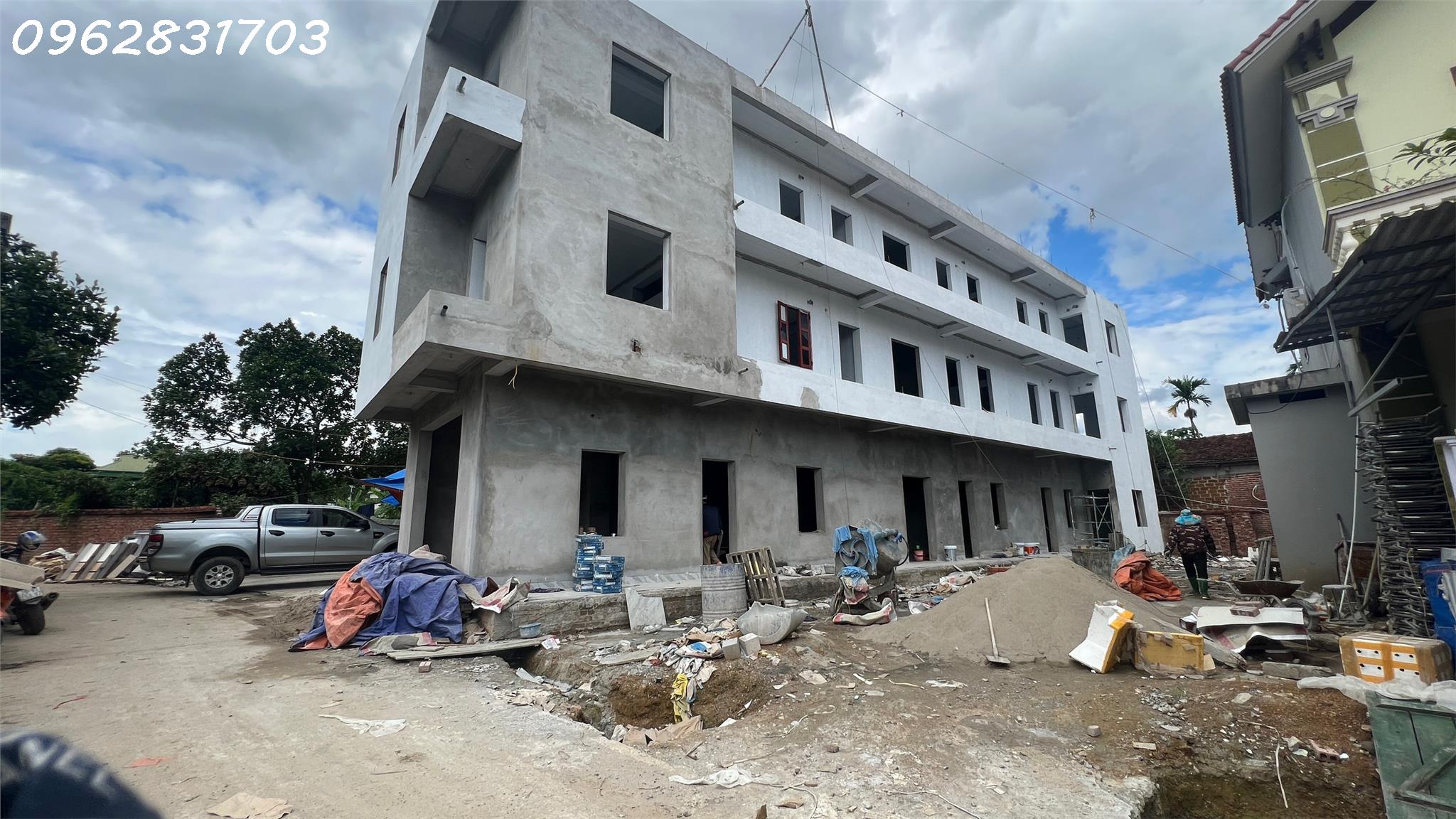 chủ cần tiền bán nhanh lô đất 146m full thổ cư giáp đường 419 giá rẻ nhanh trong tuần.