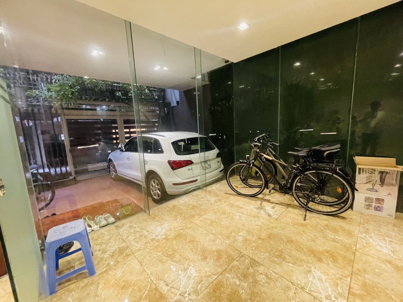 BIỆT THỰ LÁNG HẠ - VÍP NHẤT BA ĐÌNH, DT 170M, 6 TẦNG, MẶT TIỀN 8.5M, Ô TÔ, THANG MÁY, TẶNG NỘI THẤT, GIÁ 52 TỶ.