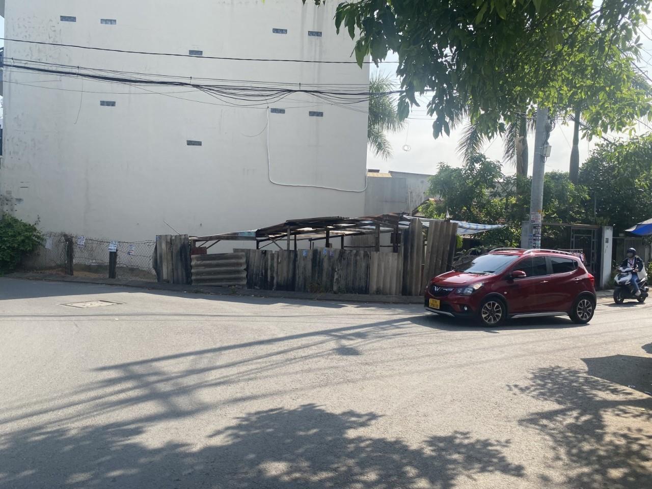 Bán thửa đất lô góc, đường 8m, đường số 6 Linh Xuân Thủ Đức, 100m2, giá chỉ 2,4 tỷ.