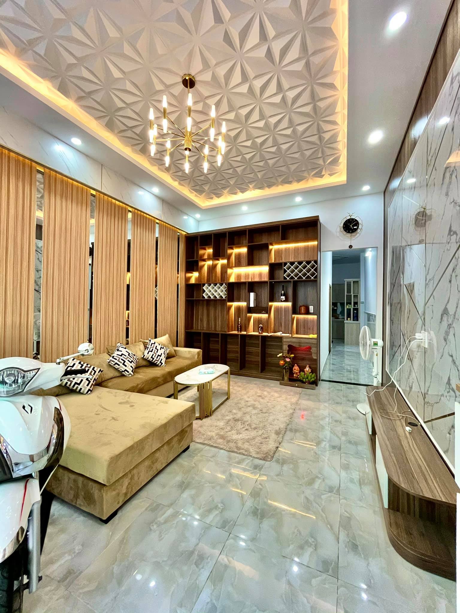 Bán toà căn hộ 4,5 tầng đường Mỹ Đa Đông 5, gần chợ Bắc Mỹ An, Ngũ Hành Sơn.Giá 6.9 tỷ..