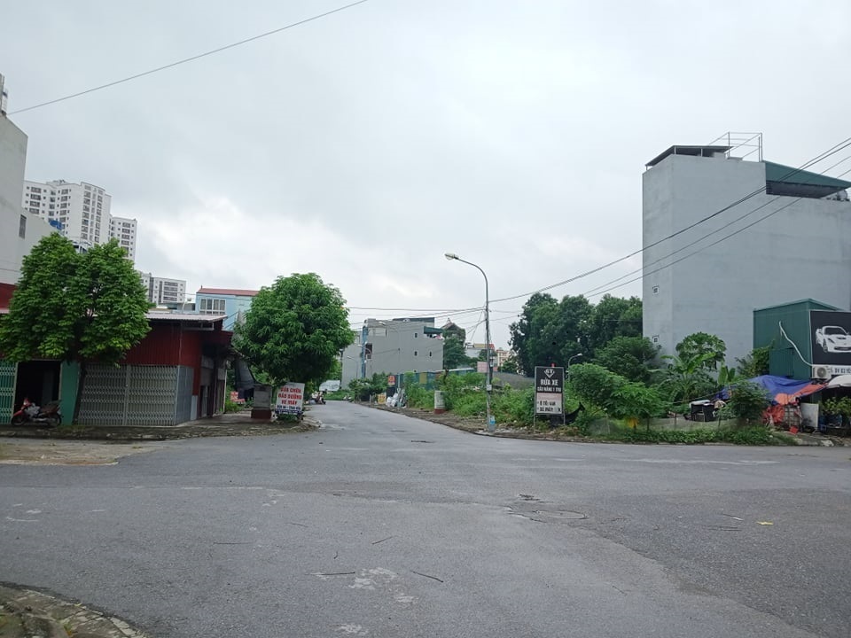 Bán đất dịch vụ Yên Nghĩa, Hà Đông, sát lô góc kinh doanh, 43m2, không lỗi giá 4.2 tỷ.