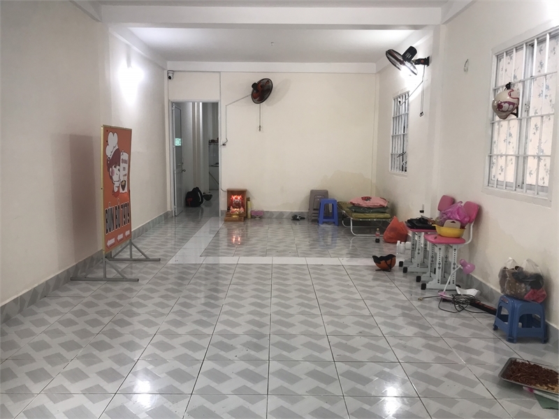 Cho thuê mặt bằng đường phạm hồng thái, tpvt 1T1L nhà mới đẹp.