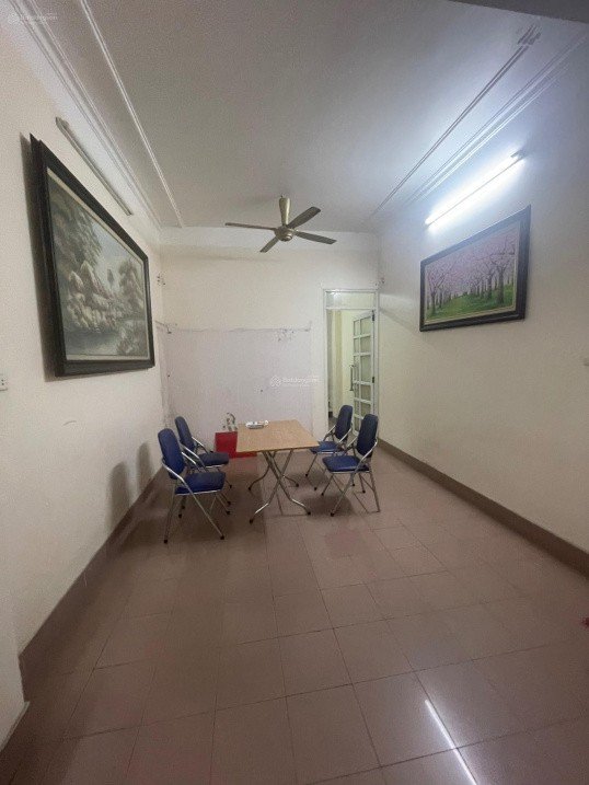 Cho thuê nhà mặt phố Phạm Huy Thông Ngọc Khánh 60m2 3 tầng.