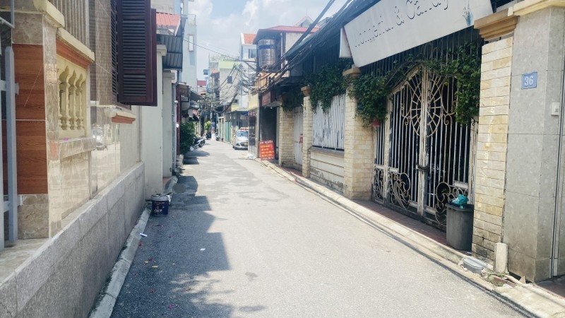 NHÀ PHỐ CHU HUY MÂN - LÔ GÓC 2 MẶT NGÕ Ô TÔ - KINH DOANH - GẦN VINHOMES - AEON LONG BIÊN - AN SINH ĐỈNH.