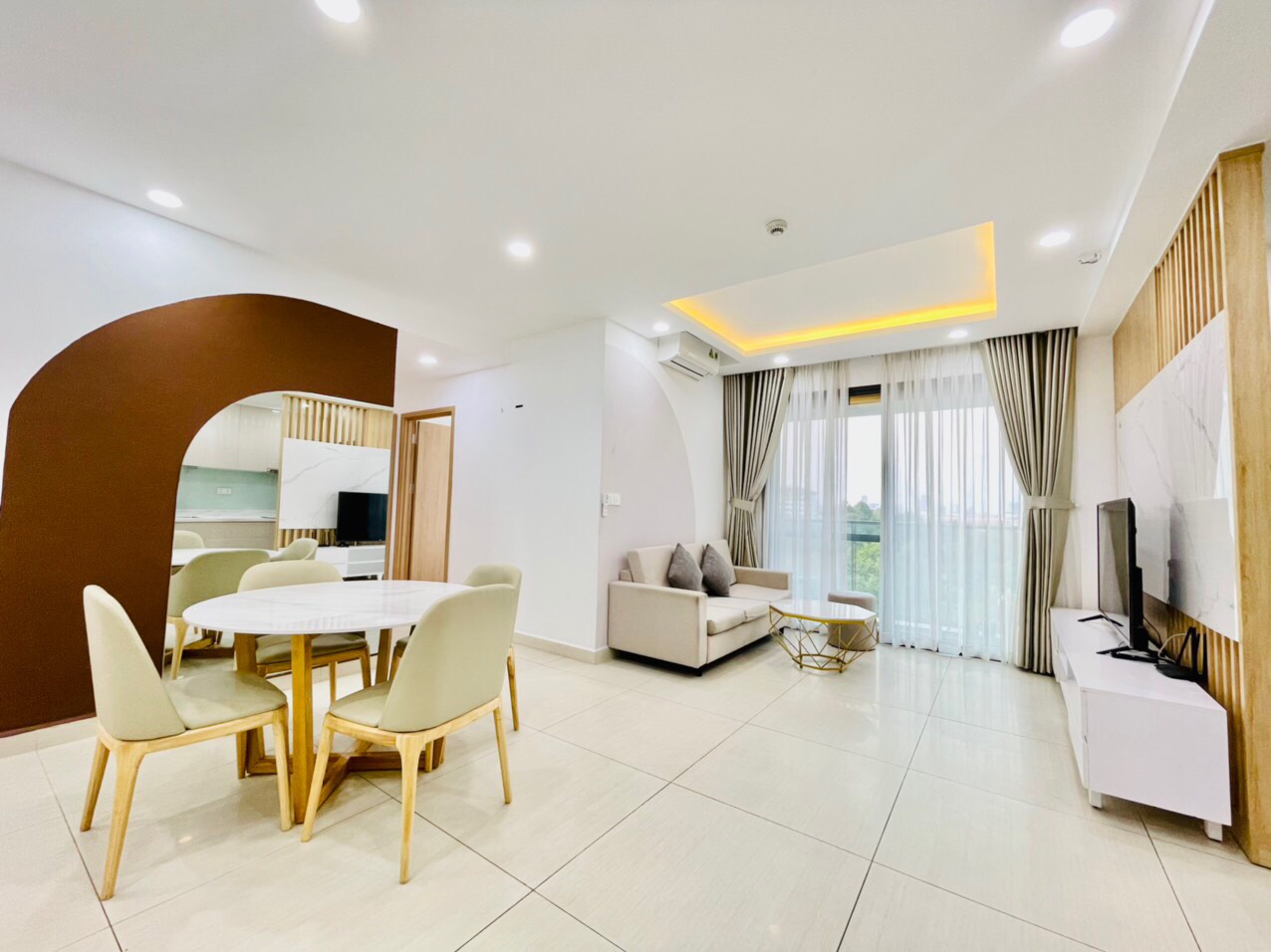 Cần bán căn hộ Urban Hill 2PN Phú Mỹ Hưng mới bàn giao chỉ 4,9 tỷ.