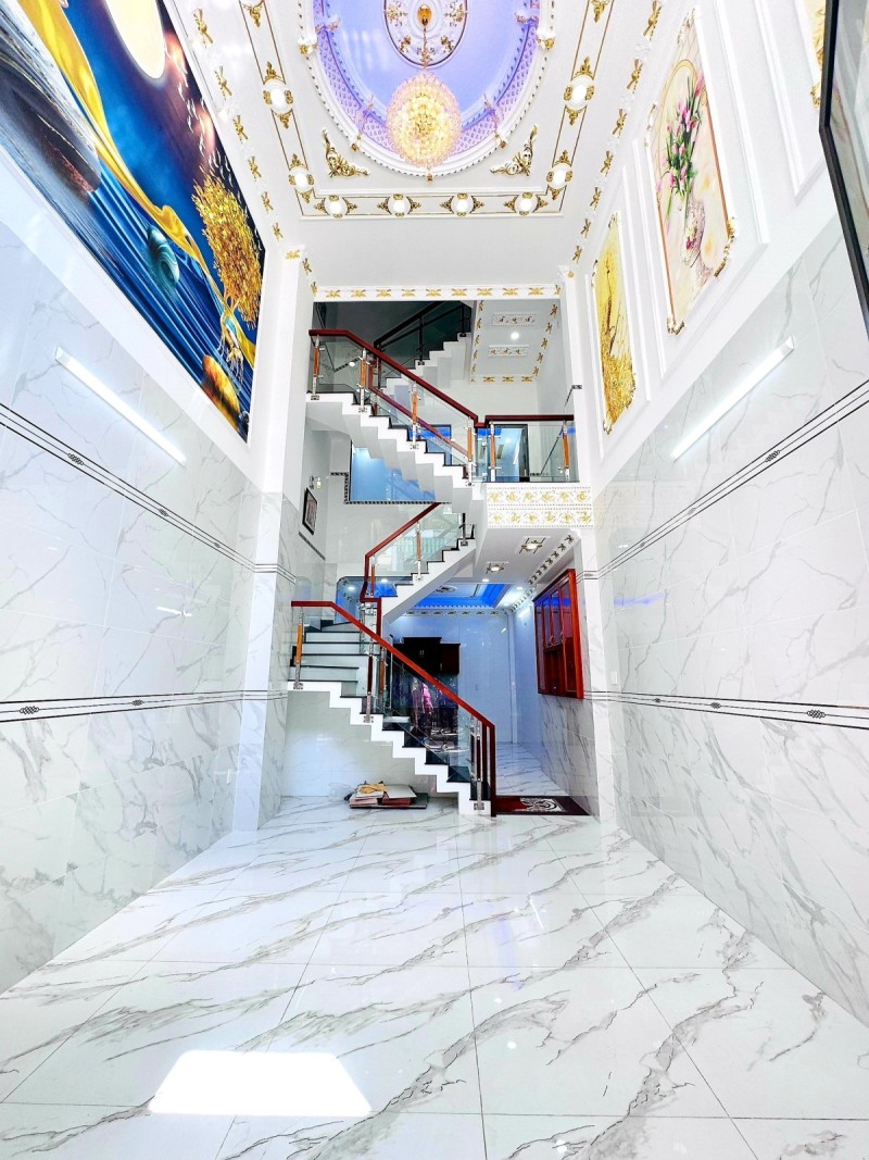 Bán Nhà Mặt Tiền 5 Tầng Cực Đẹp 4m x 12m đường 6m Xe Hơi Vào Nhà Giá Chỉ 5.6 tỷ tl.