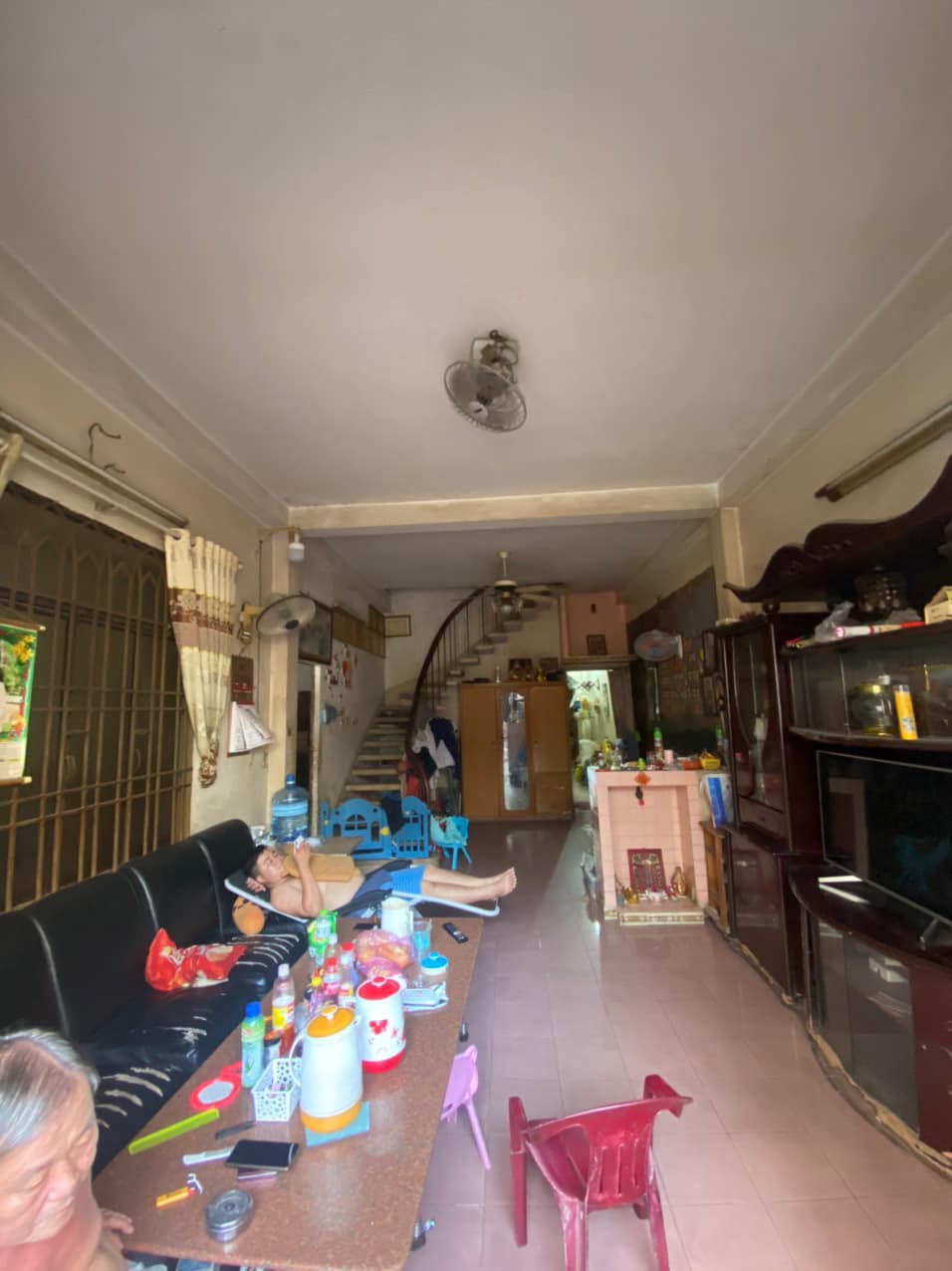 BÁN NHÀ HXT Cống Lỡ, P 15, Tân Bình 3 tầng 144m2 (8x18). Tiện xây mới. Giá chỉ 12,8 tỷ.